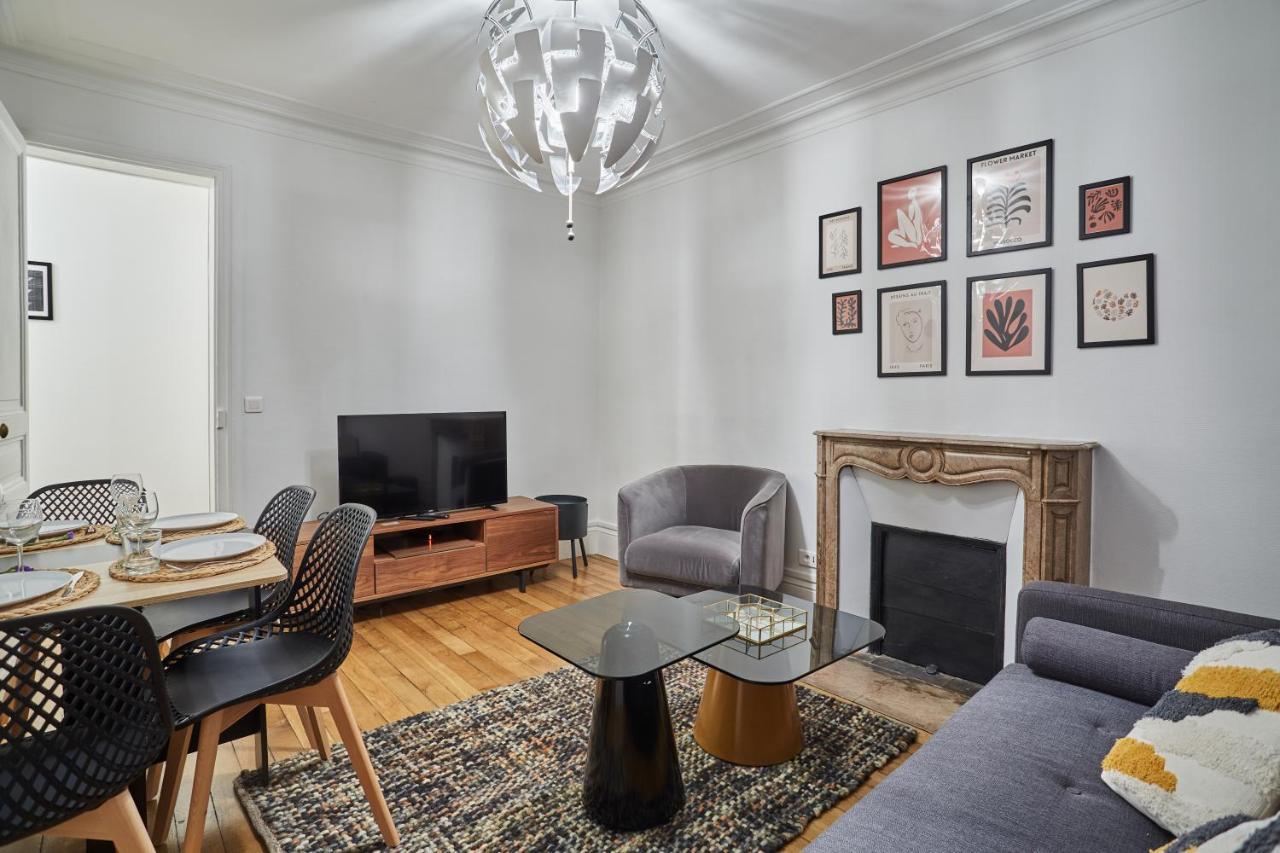 Residence Beaubourg Le Marais By Studio Prestige Париж Екстериор снимка