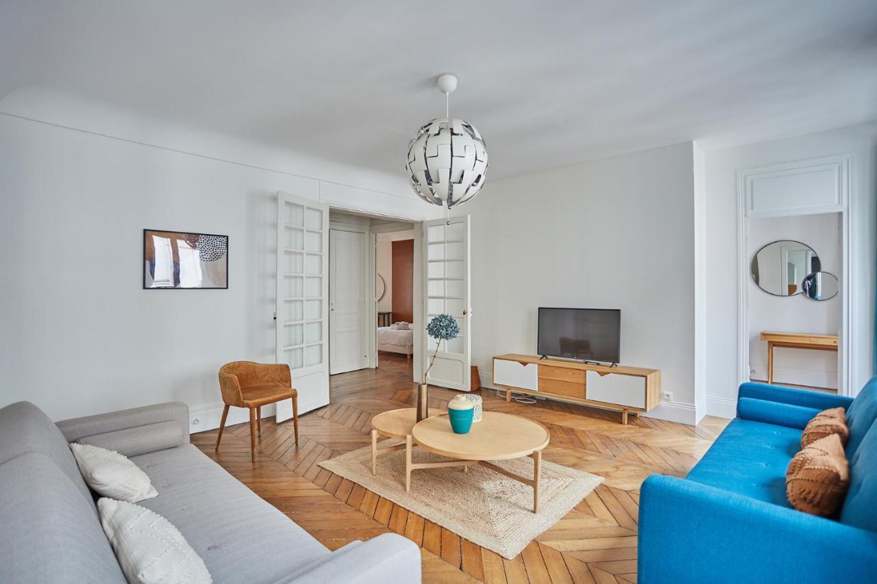 Residence Beaubourg Le Marais By Studio Prestige Париж Екстериор снимка