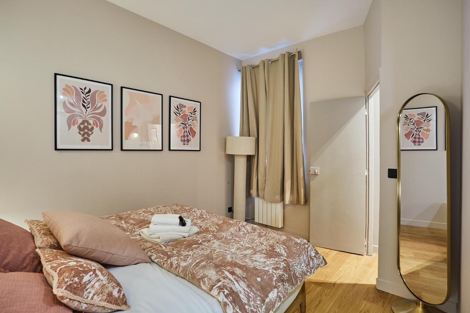 Residence Beaubourg Le Marais By Studio Prestige Париж Екстериор снимка