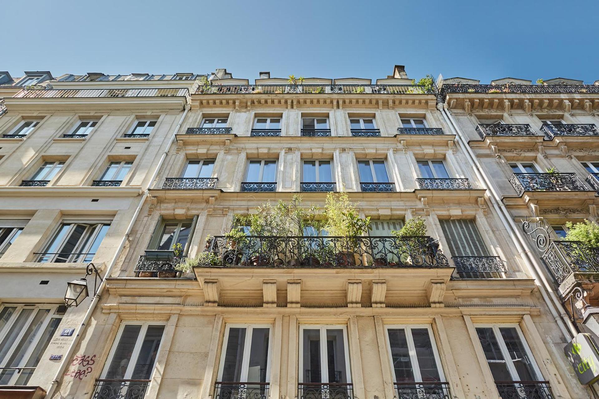 Residence Beaubourg Le Marais By Studio Prestige Париж Екстериор снимка